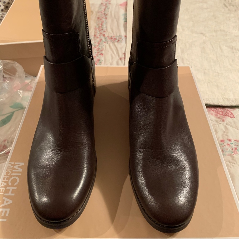 New Leather MK  Fulton Harness Bootie Size 8M